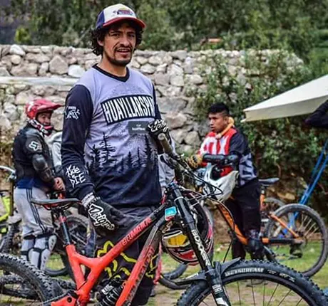 Kinti Biking team in Cusco
