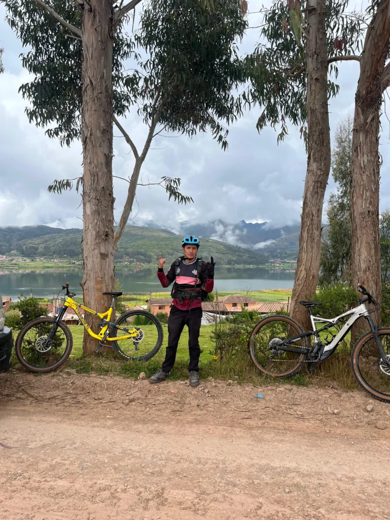 Los senderos del otro lado